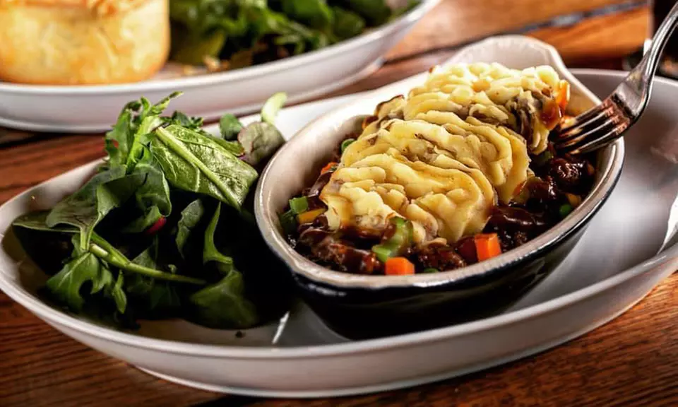 Delight in $40 or $60 to Spend on Food and Drinks