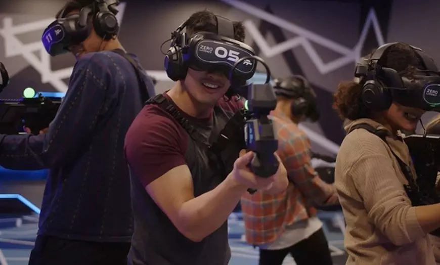 Image 4: Sesión de realidad virtual de 30 minutos para 1, 2, 3 o 4 personas