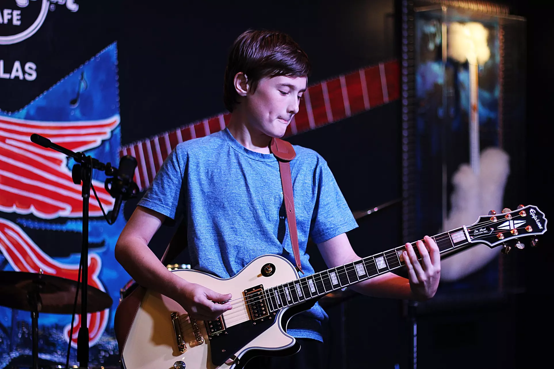 Get a Gift Card to a Professional Music Studio