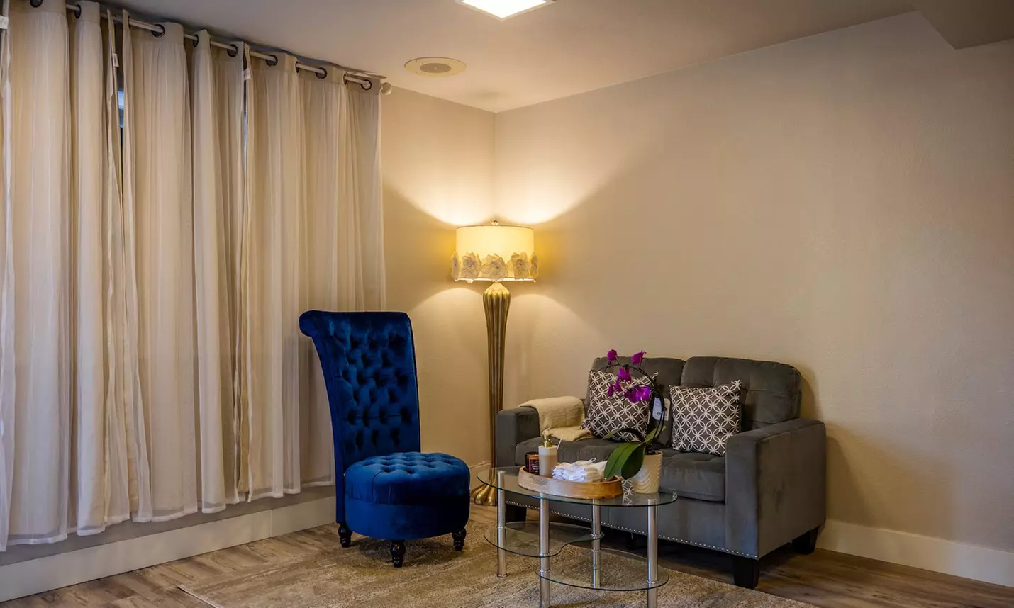 60–90 Min Head Spa Treatment with Champagne for One or Two
