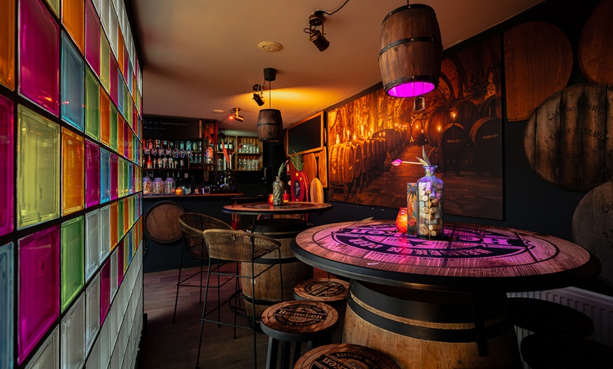 Image 2: Hartje Utrecht: hapje, drankje, saunabeleving