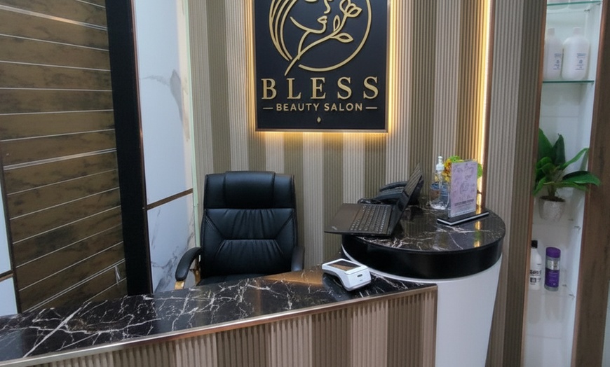 Image 5: Ultimate Grooming: Manicure, Facial, Pedicure & More - Valid for Men