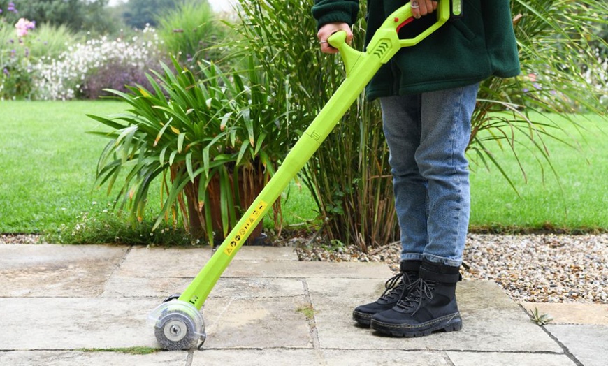 Image 7: Electric Weed Sweeper Tool: Corded or Cordless