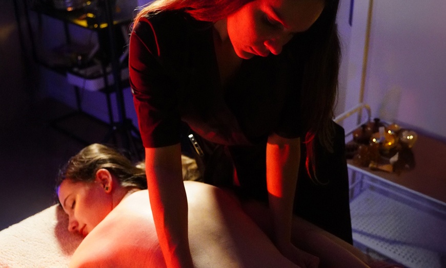 Image 6: Odkryj relaks z Head Spa i opcjonalnym masażem ciała