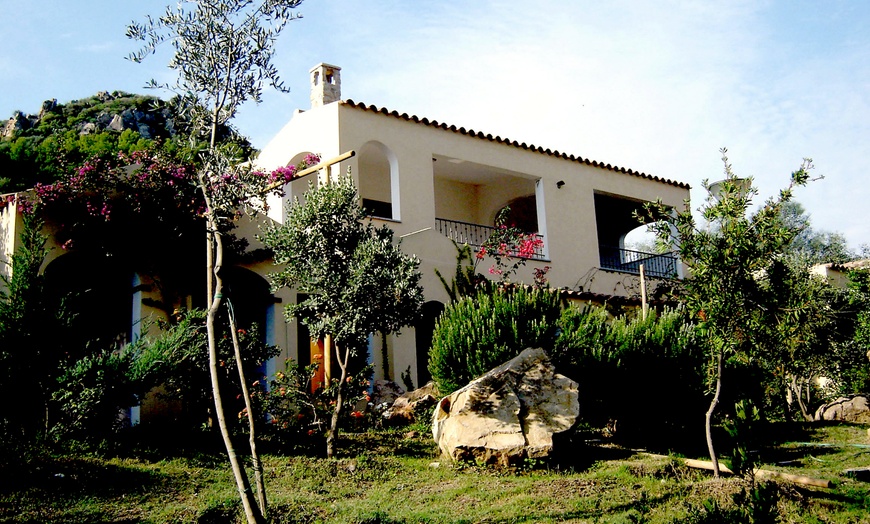 Image 2: Sardegna, Estate 2026: fino a 7 notti in mezza pensione