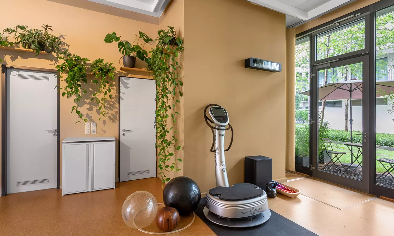 Power-Angebote für deinen Körper: Vibrationstraining & Wellness-Pakete