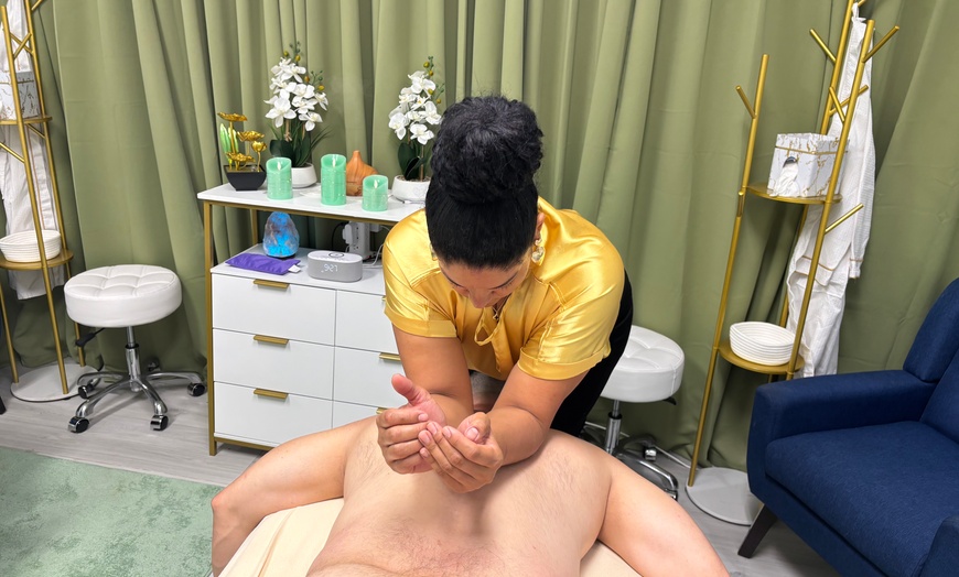 Image 5: 60 or 90-Min Swedish or Deep Tissue Massage & Aromatherapy at Rejujoy