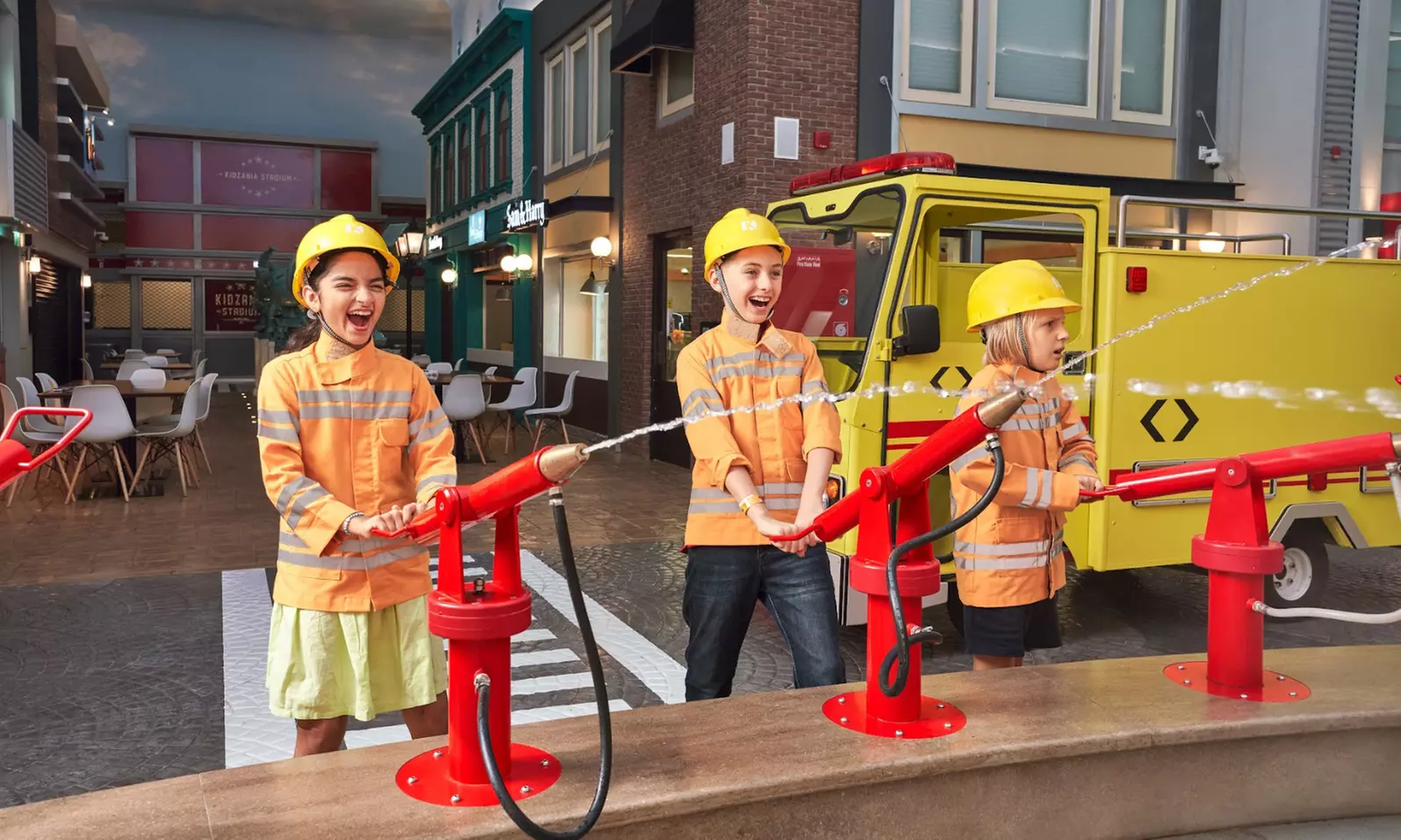 Explore Learning & Entertainment Across 7,000 m² with 40+ Activities