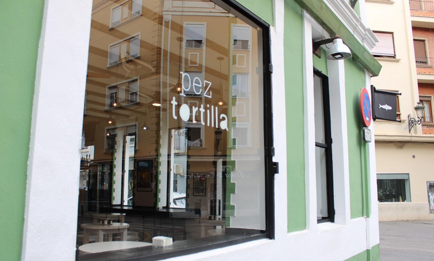 Image 8: Tapeo que te veo: croquetas, tortilla y bebidas para 2 personas