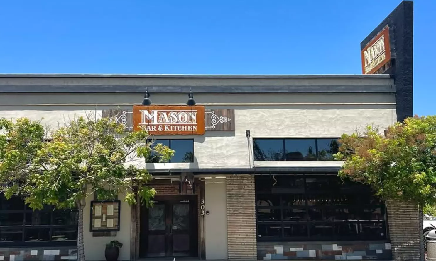 Relish Dining with $50 or $100 Dining Credit