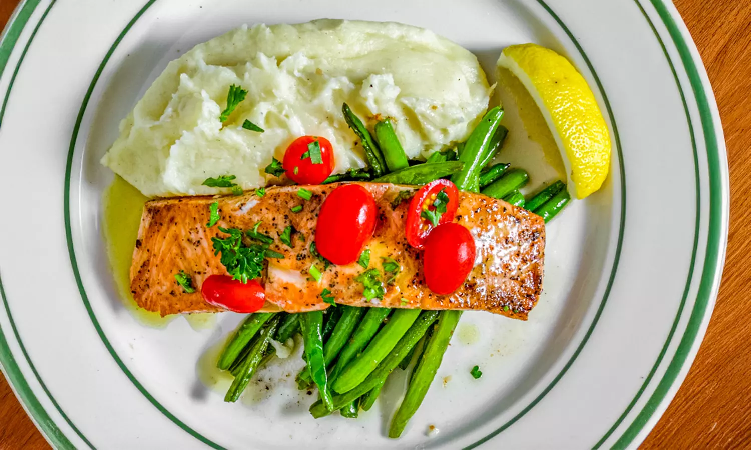 Get a $50 or $100 Dining Credit