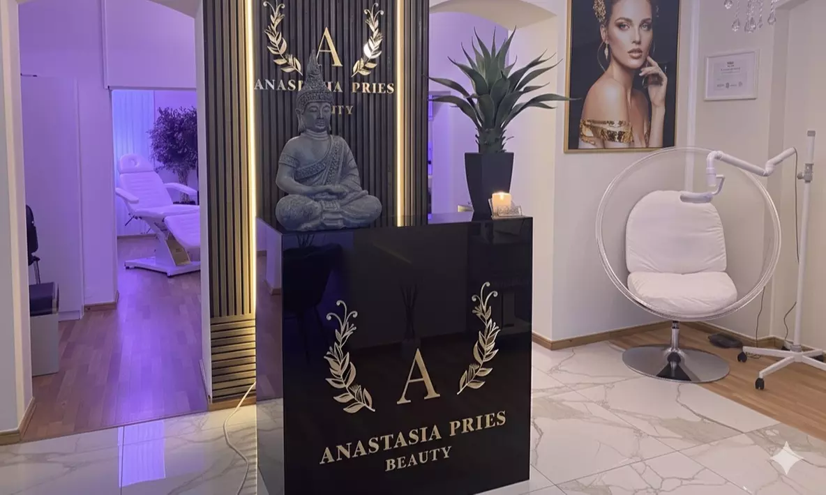 Klassische Gesichtsbehandlung oder Aqua-Facial inkl. Wellnesspaket