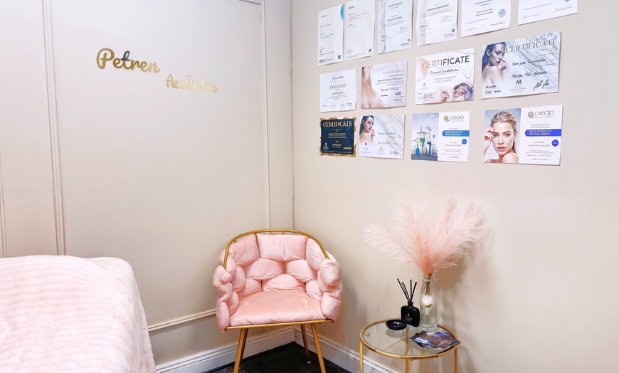 Image 3: Premium Massage & Pampering Sessions, 30, 60, 90 or 120-Minutes