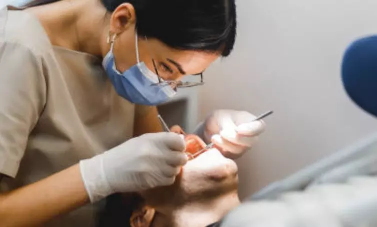 Higiene bucal con ultrasonidos y revisión y opción a empaste