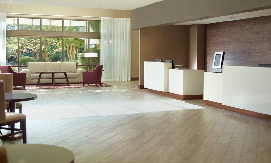Image 2: Atlanta-Area Hotel Stay Near Peachtree Corners Dining &Technology Park