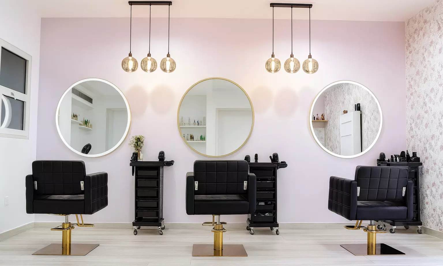 45 Min Classic Moroccan Bath w/ Body Scrub, Hair Wash, Blowdry & More