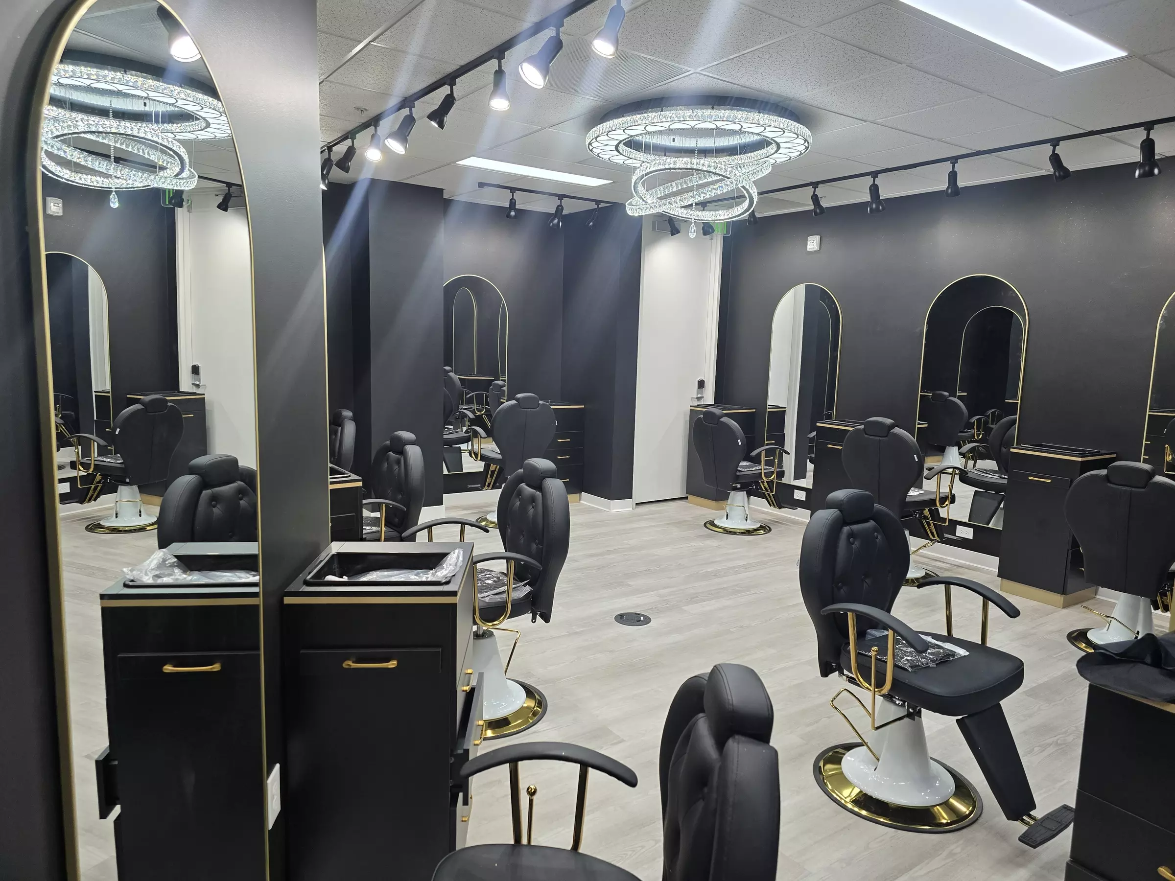 Head-to-Heart Relaxation with a Japanese Head Spa