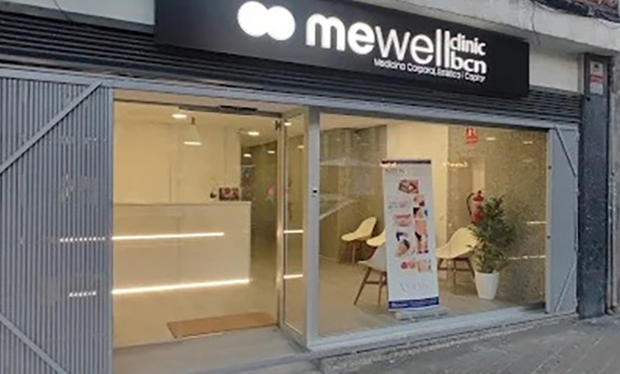 Image 7: Tratamiento reafirmante inyectado en 3 zonas con opciones adicionales