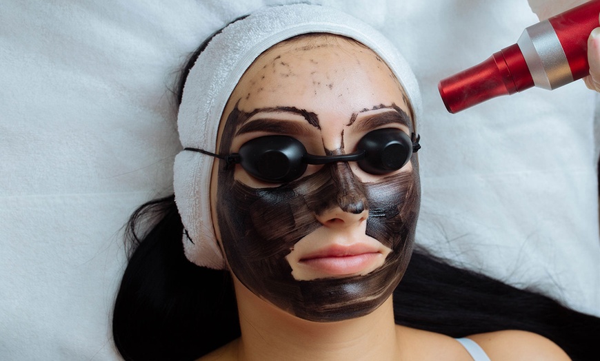Image 2: Glow Head To Toe With Hydra Facials, Laser Hair Removal & More 
