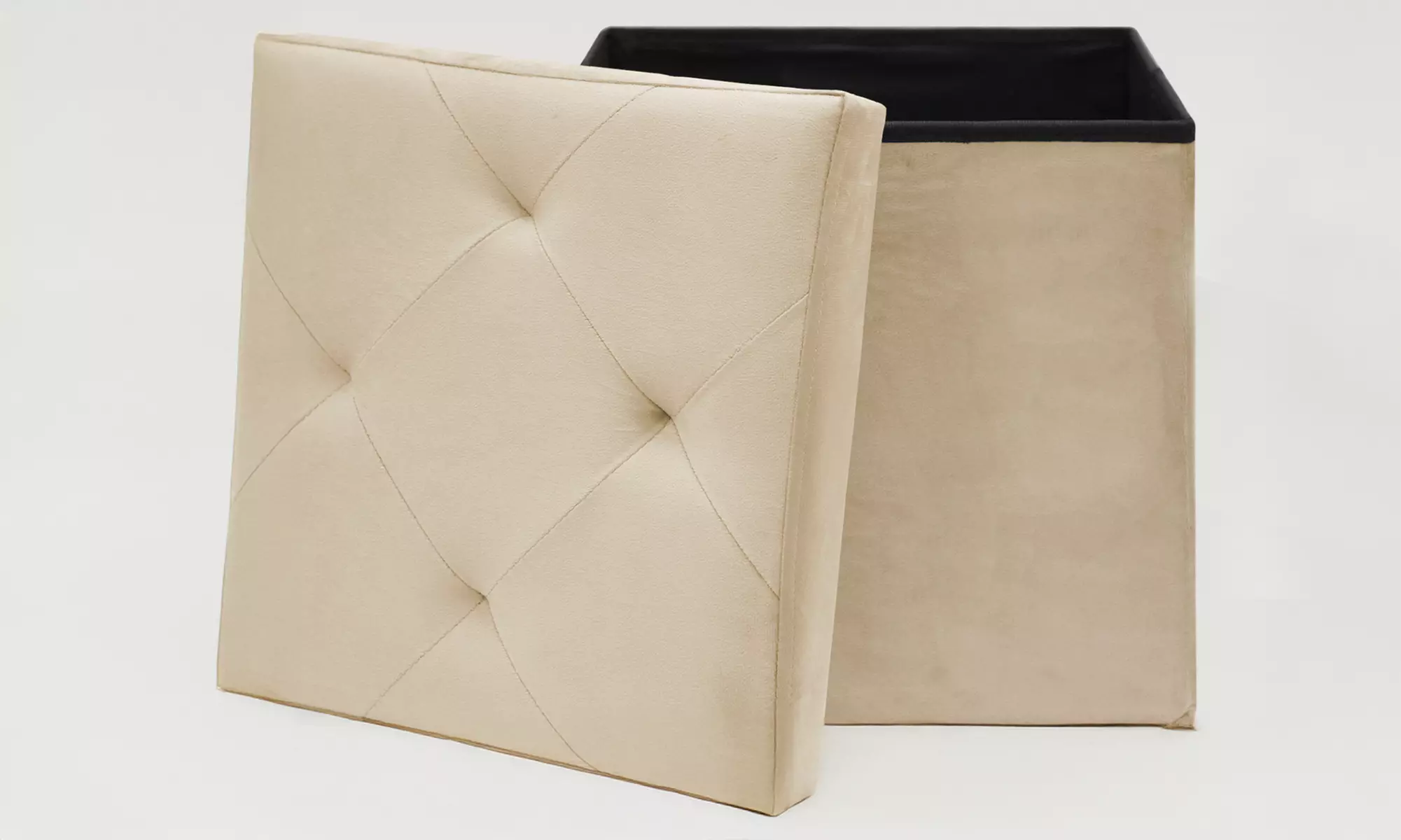 Pouf carré en velours Milo