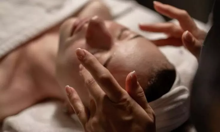 Oxygen Glow Ritual lub peeling kawitacyjny z mezoterapią i infuzją