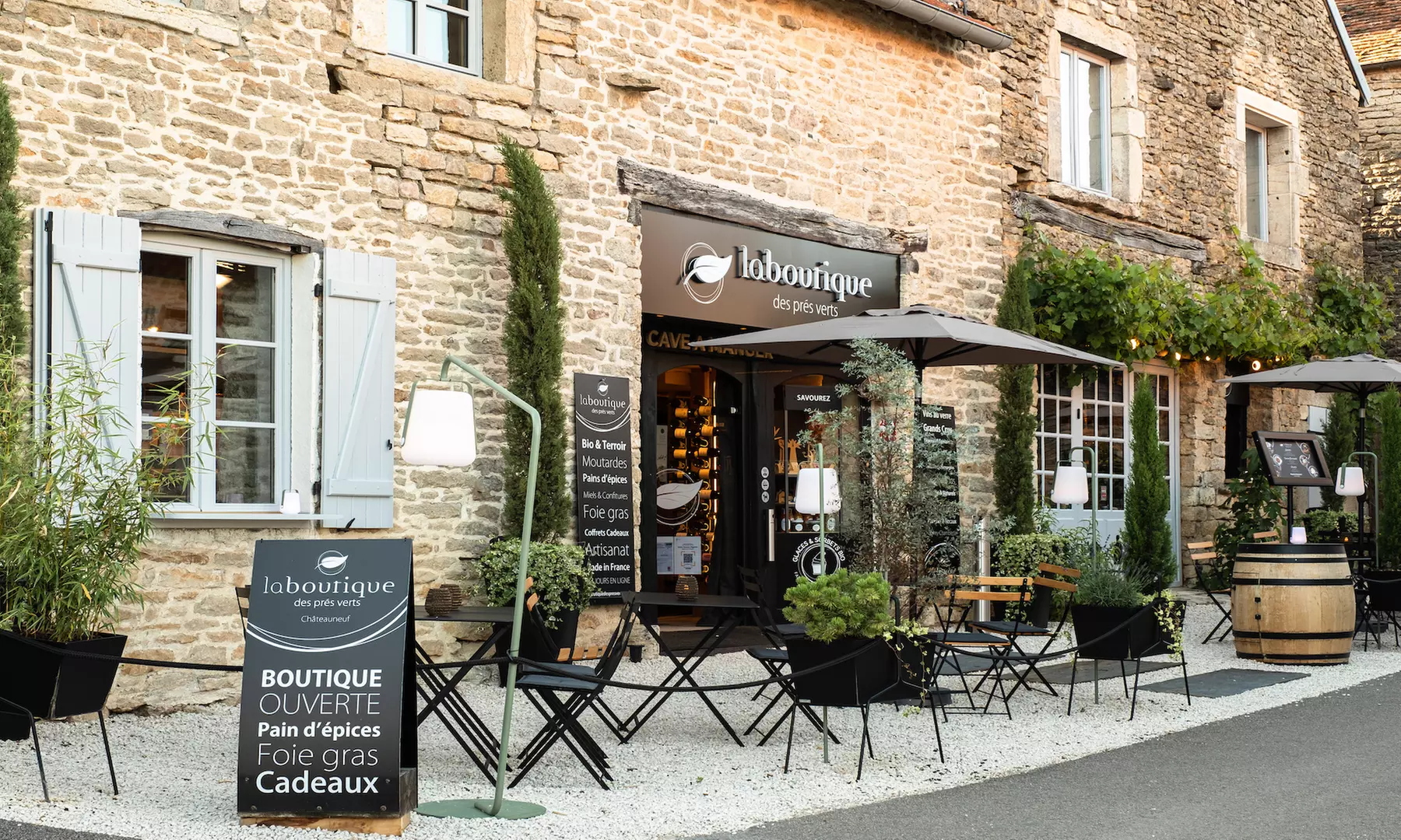 Dégustation à deux : apéro gourmand ou repas raffiné avec verre de vin