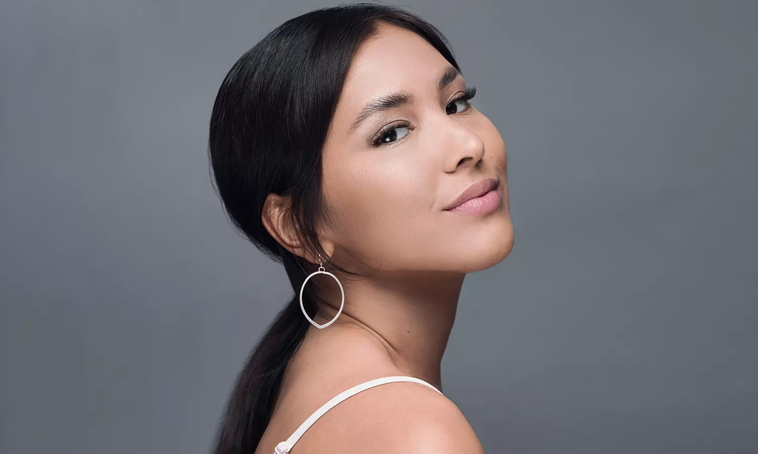 Up to 42% Off on TrueVolume Eyelash Extensions at Deka Lash  - Primary Image