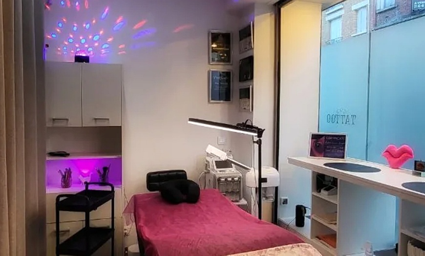 Image 2: Browlift sourcils et réhaussement cils au salon de Beaute Diva