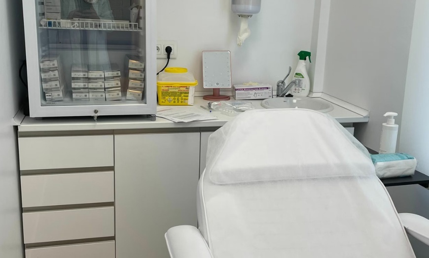 Image 8: 1 o 3 sesiones de rejuvenecimiento facial con láser ‎revitalizante