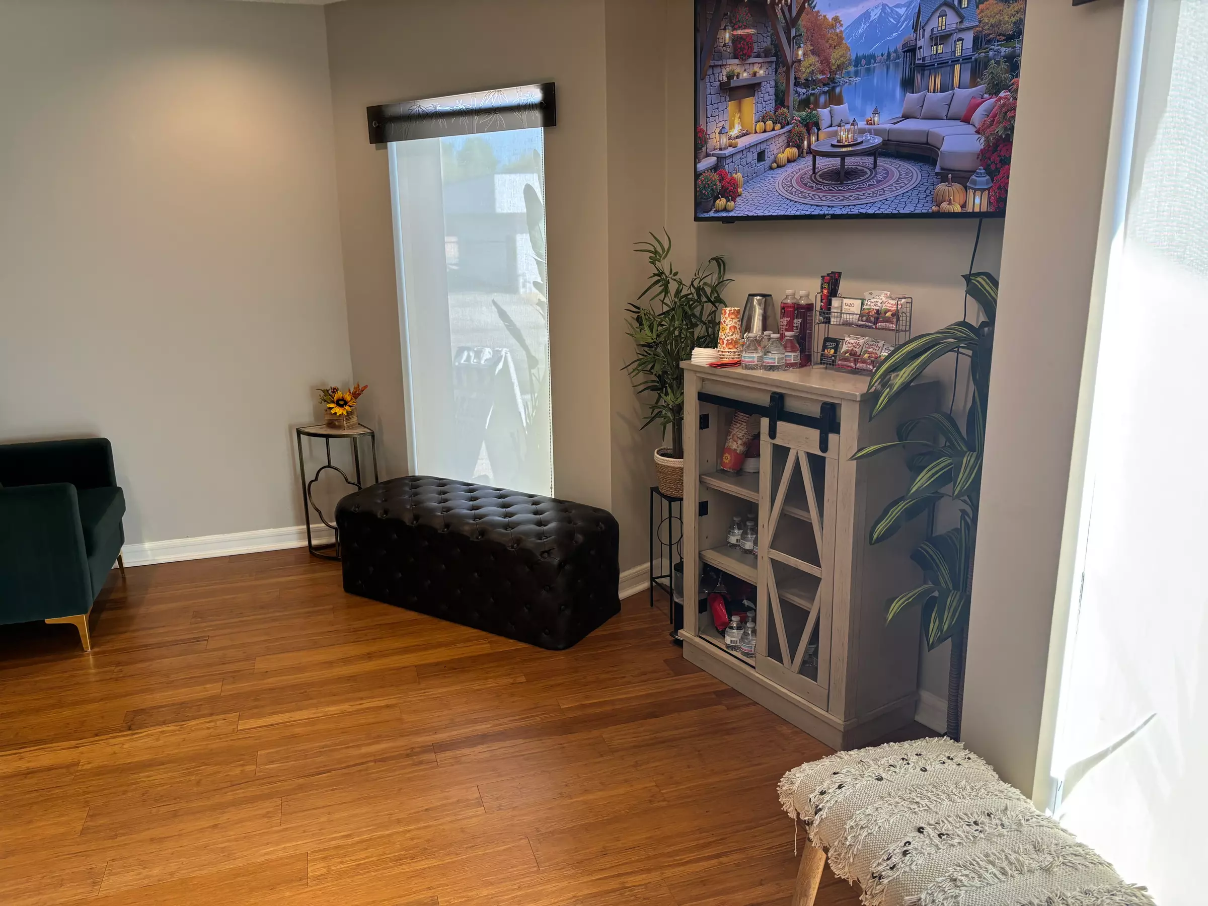 60 or 90-min Swedish, Hot Stone Massage, or Holiday Pampering Package