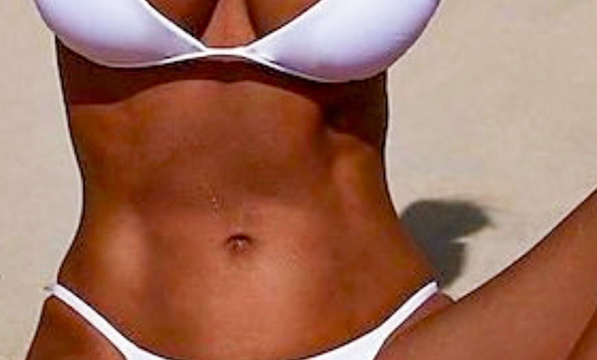 Image 6: Up to 51% Off on Spray Tanning at BITANNED