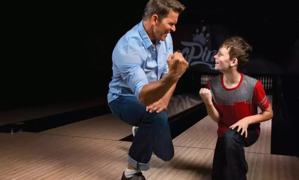 Experience the Thrill at KingPins Portland with a $100 Gift Card for Bowling, Drinks & Arcade Fun at 38% Off - Second Medium