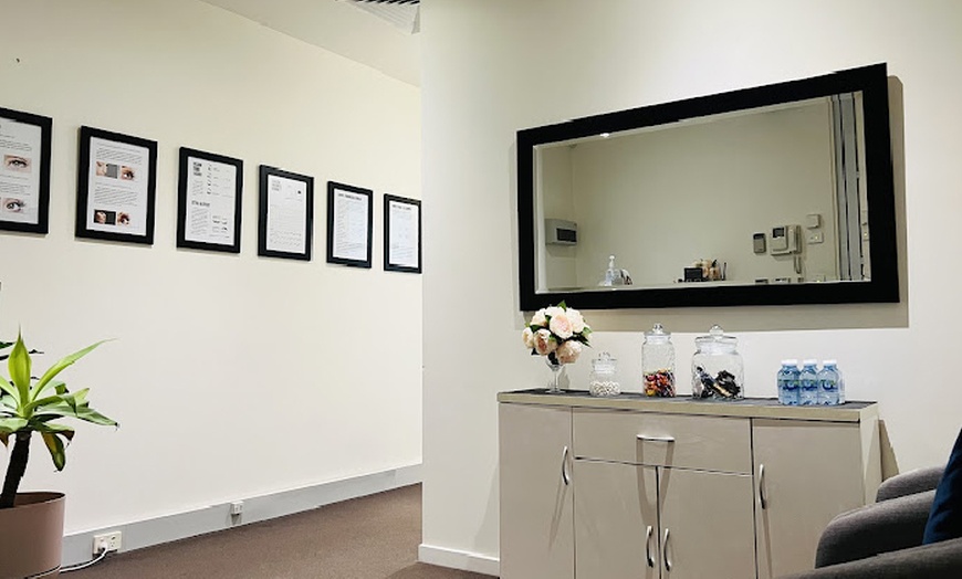 Image 2: Revitalize with 90-Minute Premium CO2 Detox Facial – 1 or 2 Sessions