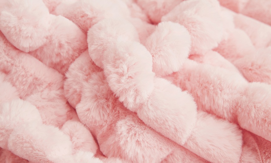 Image 4: Faux Rabbit Fur Waffle Throw - Super Soft, Luxury Blanket