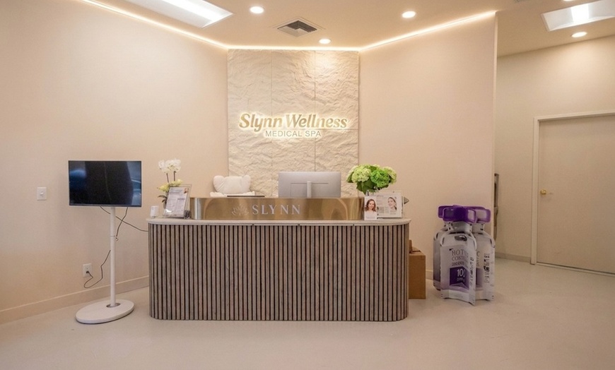 Image 2: Full Body Meridian Therapy Massage for Relaxation