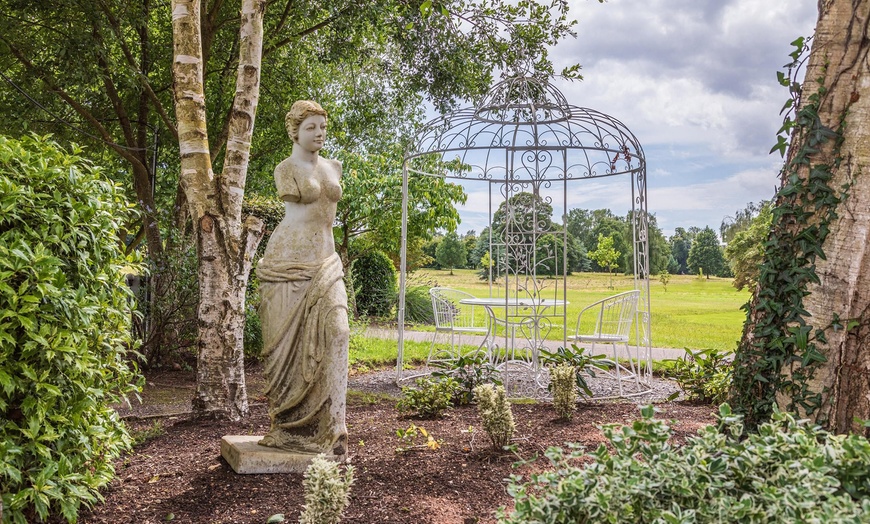 Image 21: 4* Hampshire: Standard Double or Twin Room Stay with Breakfast & More