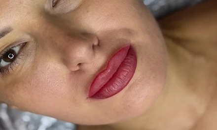 Micropigmentación de labios completos - Studio Amanda Peixoto