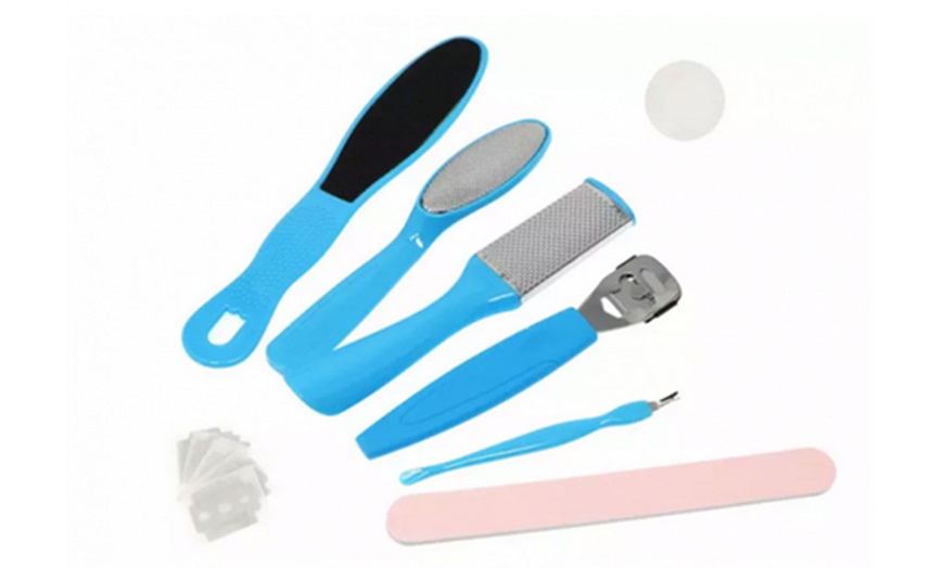 Image 3: Eight-Piece Pedicure Set