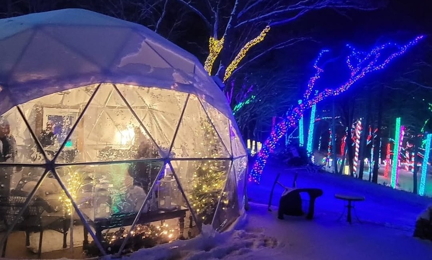 Image 7: Christmas Getaway w/ Walk or Drive Through Option in St. Croix Falls