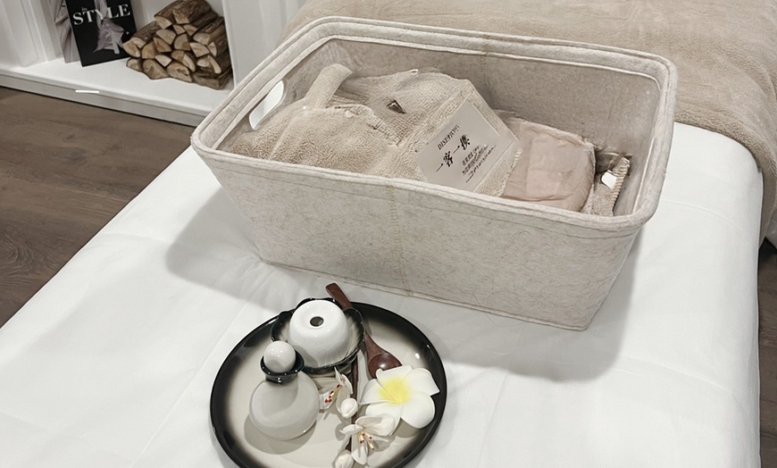 Image 1: Sculpt with 1 or 2 Sessions of Abdominal Fat Reduction & Contouring