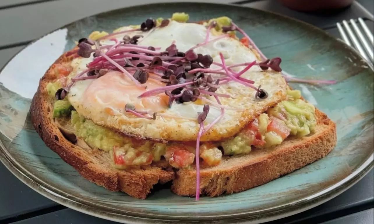 Herzhaft & süß vereint: Genießt eine vielfältige Brunch-/Frühstücksplatte für 2 oder 4 Personen (bis 44% sparen) - Second Medium