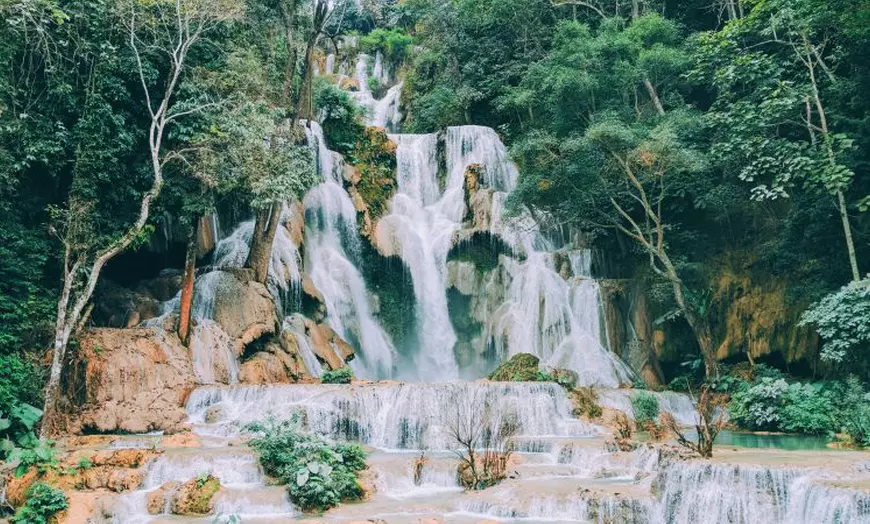Image 2: Discover the magic of Laos in 5 days with private tours