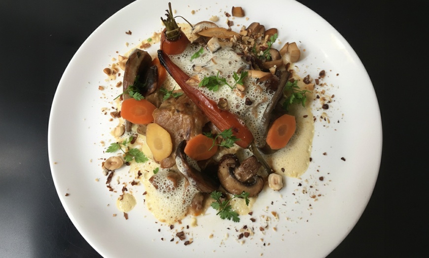 Image 6: Menu entrée-plat-dessert pour 2 ou 4 personnes