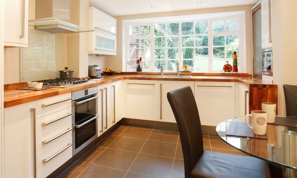 3 Hours of Professional Home Cleaning for Homes Up to 1,500 Sq Ft