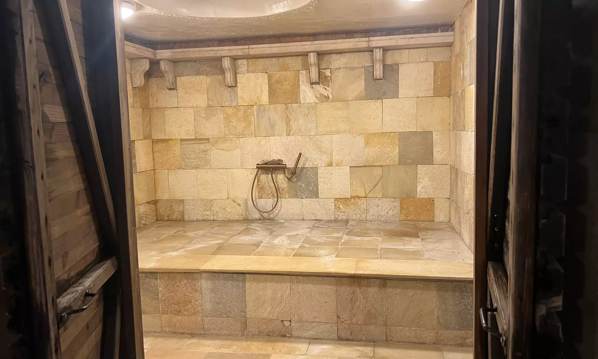 Hammam traditionnel et modelages corps-visage à la Maison Timeless