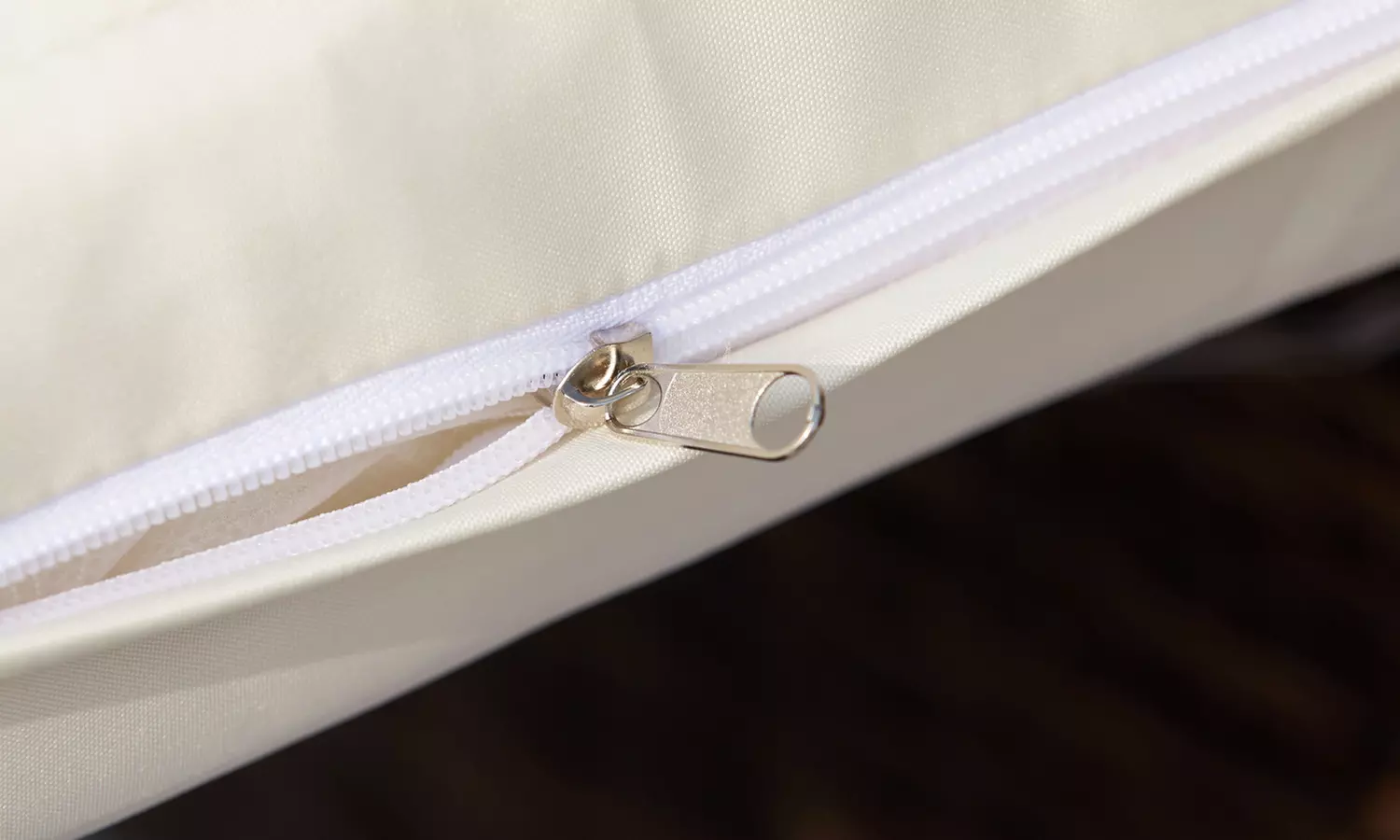 Salon de jardin 4 places Kocoon en résine tressée, modèle "Oacari"