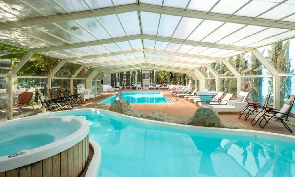 Montecatini Terme 4*: soggiorno con colazione, cena, Spa e massaggio