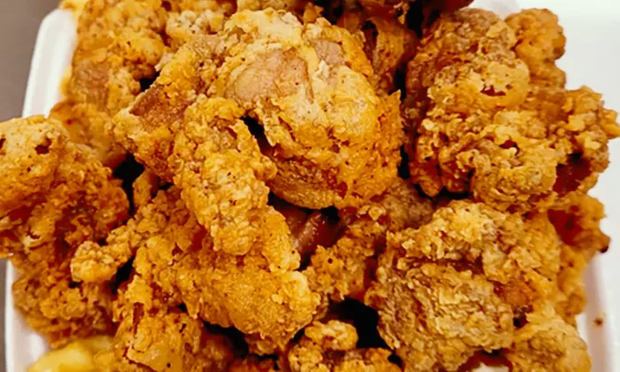10 Wings, Crispy Fries, and Bread or $20 Voucher to Explore the Menu