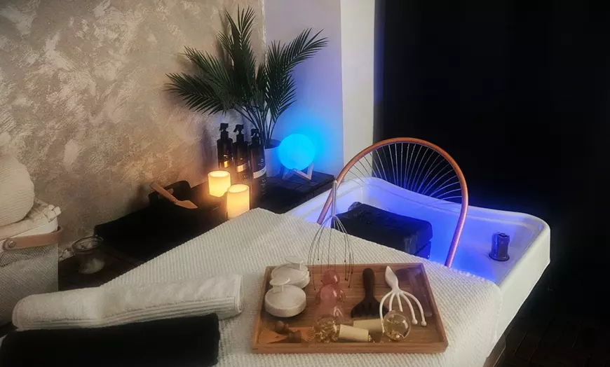 Image 2: Headspa con diagnóstico, masaje, opción a tratamiento facial y bebida 