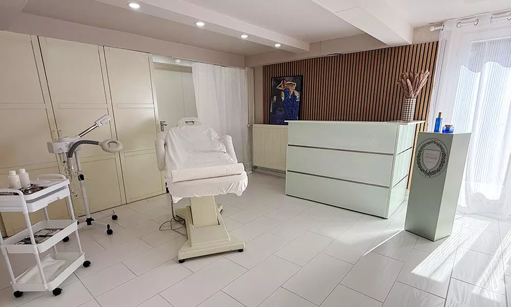 Lashlifting, optional mit Gesichtsbehandlung – Klassisch oder Premium